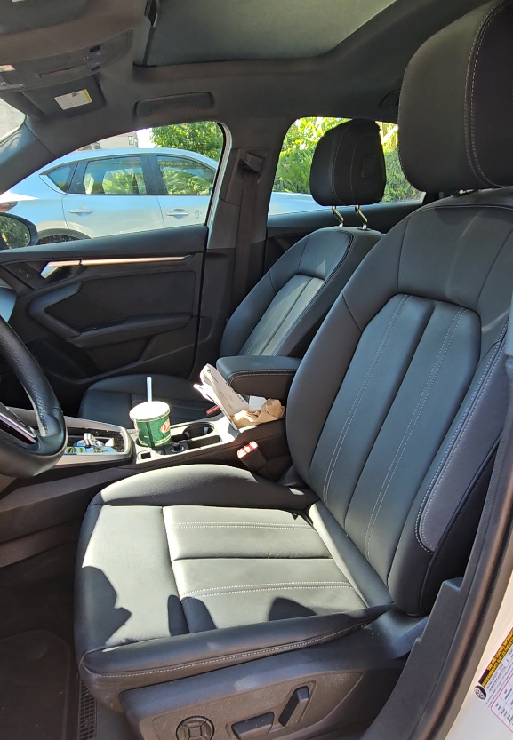 2023-audi-a3-interior-1